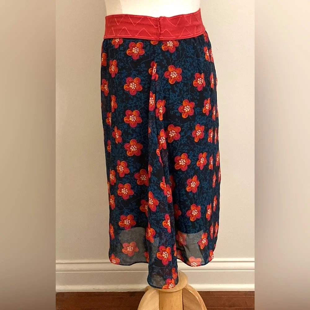 LuLaRoe Lola Navy Blue Red Floral SZ S Chiffon Cottagecore Boho Romantic Skirt - Picture 6 of 10